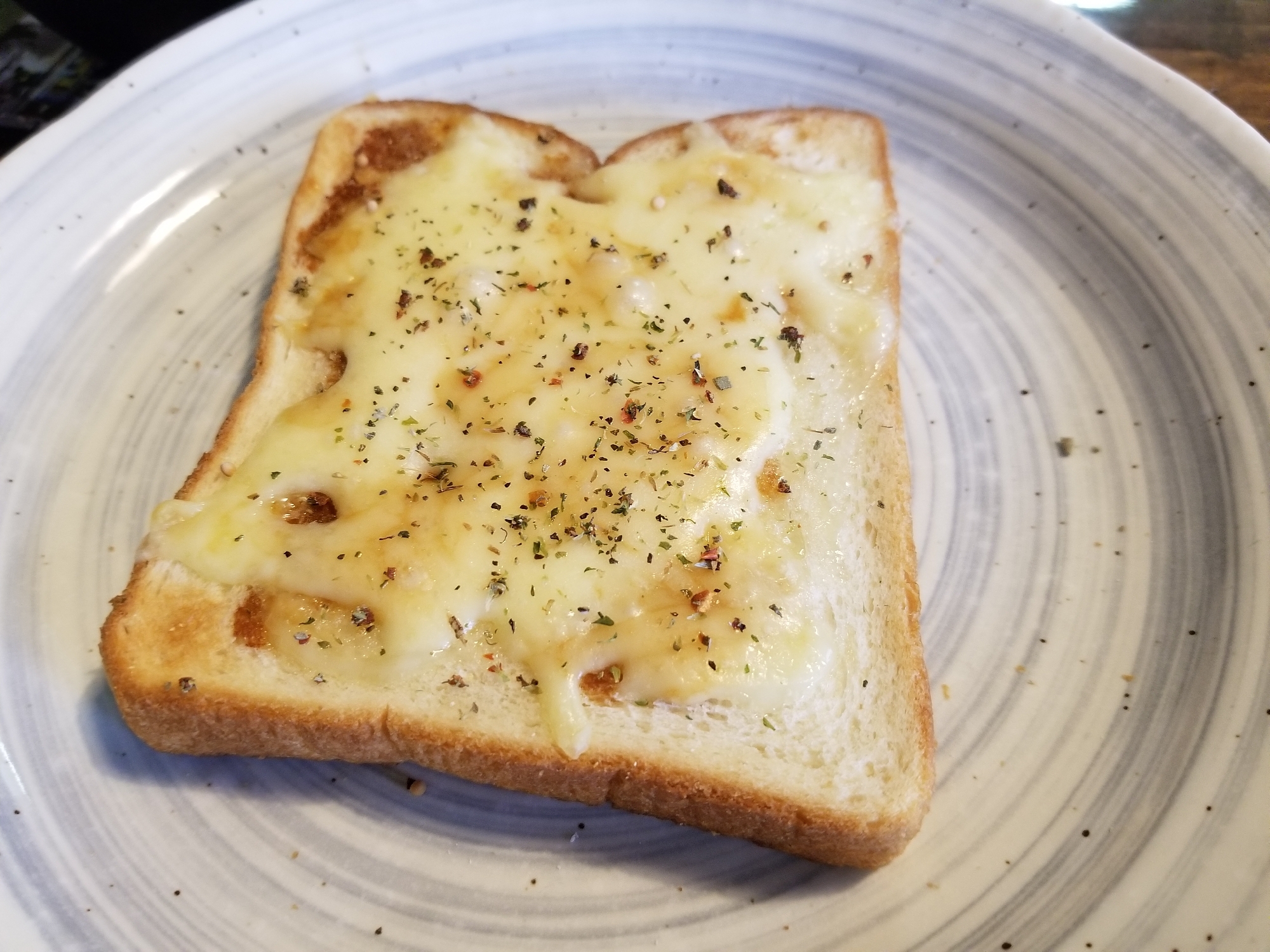 【焦がし醤油】チーズトースト