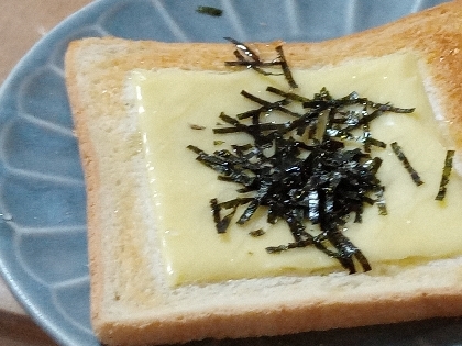 海苔蜂蜜チーズこれいけますね、おいしかったです(^o^)いろいろレシピありがとうございます♪