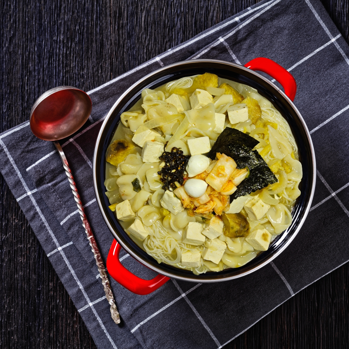 肉厚雲呑風韓国水団﹣じゃがっ芋スジェビ﹣ぬるぽめん