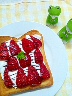 簡単 イチゴ 生クリーム トースト レシピ 作り方 By Yuno Shin 楽天レシピ