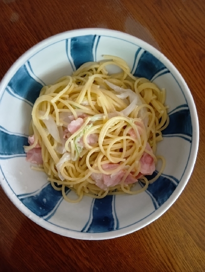 フライパン一つで　とろーりチーズのクリームパスタ!