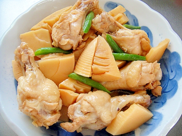 たけのこと鶏手羽元の煮物