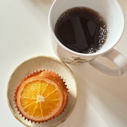甘さなし♦シナモンカフェモカと♦甘いお菓子