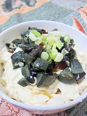 ご飯にのせて★ピータン豆腐丼