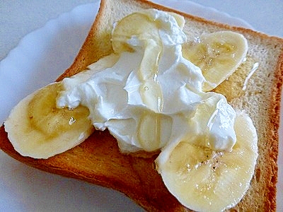 水切りヨーグルトのはちみつトースト レシピ 作り方 By ぴろち 楽天レシピ 水切りヨーグルトのはちみつトースト レシピ 作り方 By ぴろち 楽天レシピ