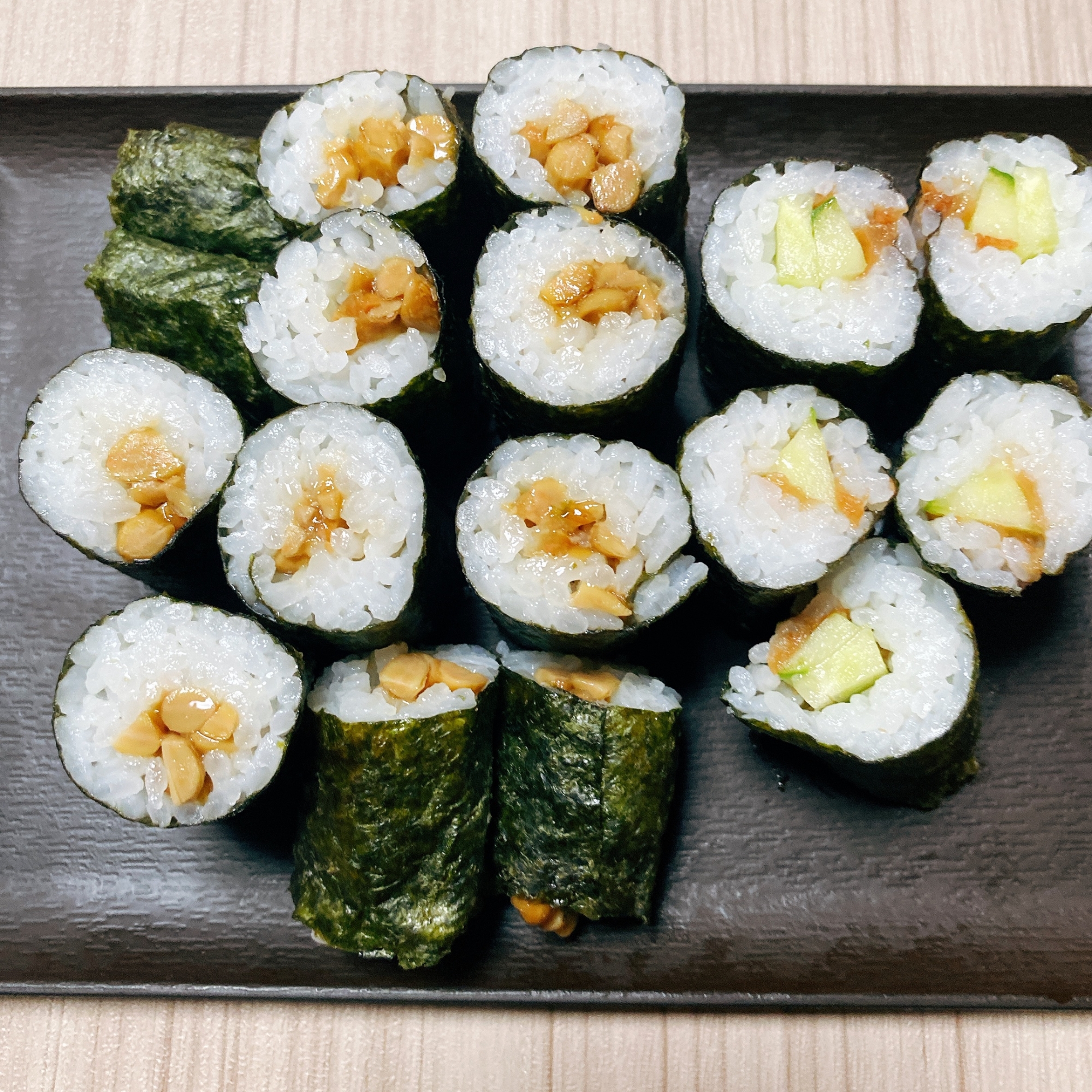 残りご飯で♪ 納豆巻きとさっぱり梅キュー巻き