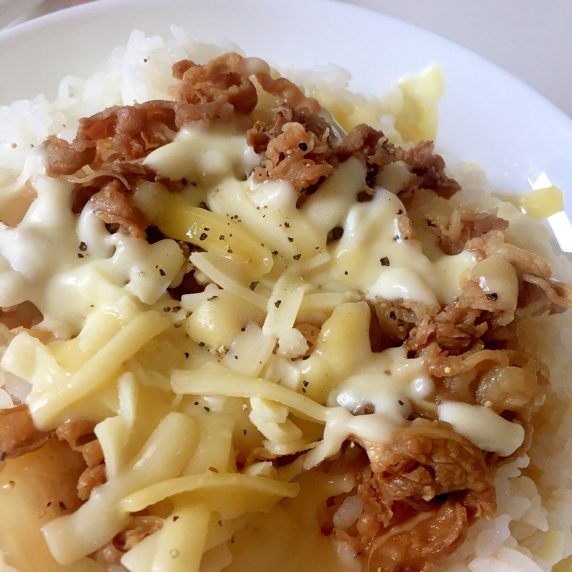 チーズ乗せ牛丼☆ レシピ・作り方 by THANK YOU GOOD BYE