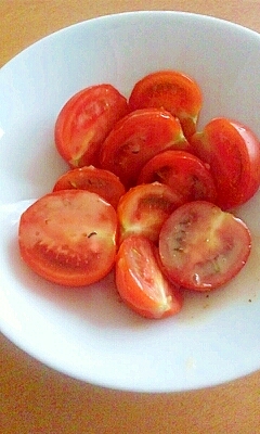夏に美味しいトマトのナムル