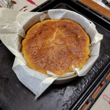 ヨーグルトとHMで超簡単濃厚チーズケーキ