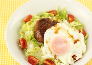 豚肉みそ煮込みロコモコ丼 レシピ 作り方 By 沖縄調味料屋 赤マルソウ商店 楽天レシピ