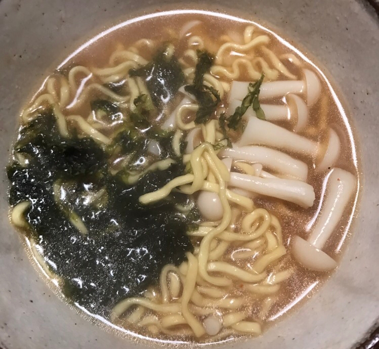 しめじと焼きばら海苔のラーメン