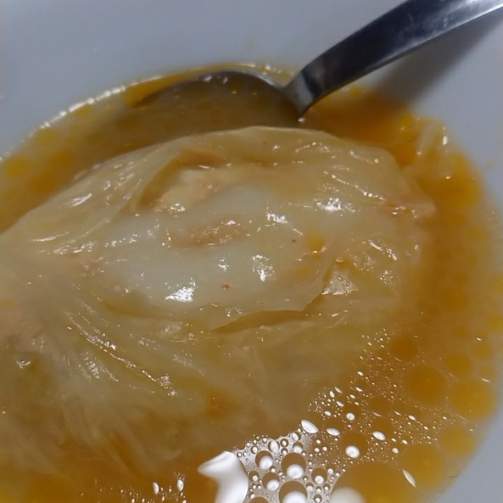 明太子チーズ餅のロールキャベツスープ
