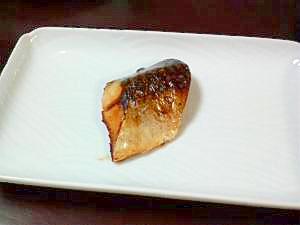 焼き魚をフライパンで焼く方法。さばの塩焼き
