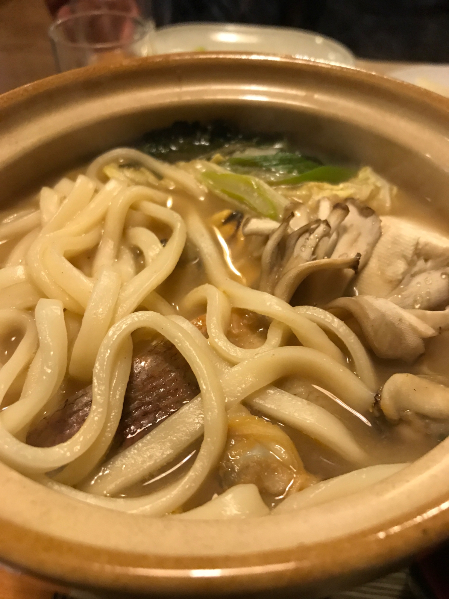 魚介、鍋焼きうどん