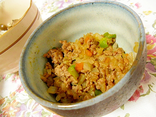 ミンチと野菜のソースガラムマサラ炒め