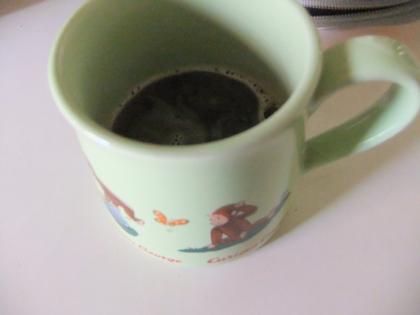 コーヒーに黒酢は、不思議な味がしました。黒黒黒、おもしろい組み合わせですね♪
