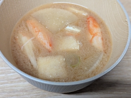 ６分！？カニカマ入り❤大根&油揚げの味噌汁♪