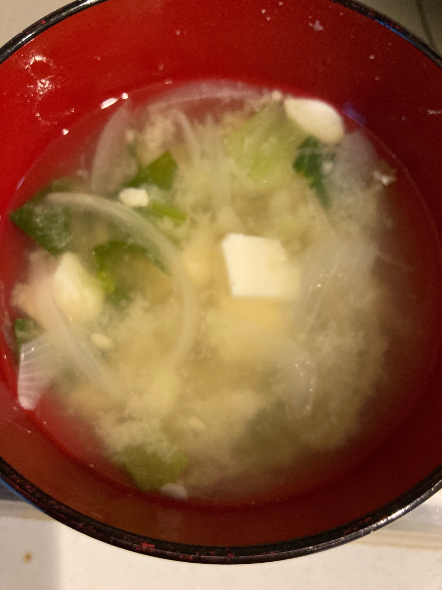 玉ねぎ小松菜豆腐の味噌汁