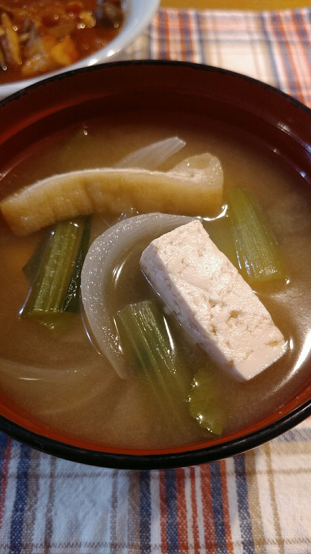 おみそ汁☆豆腐・玉ねぎ・油揚げ・小松菜