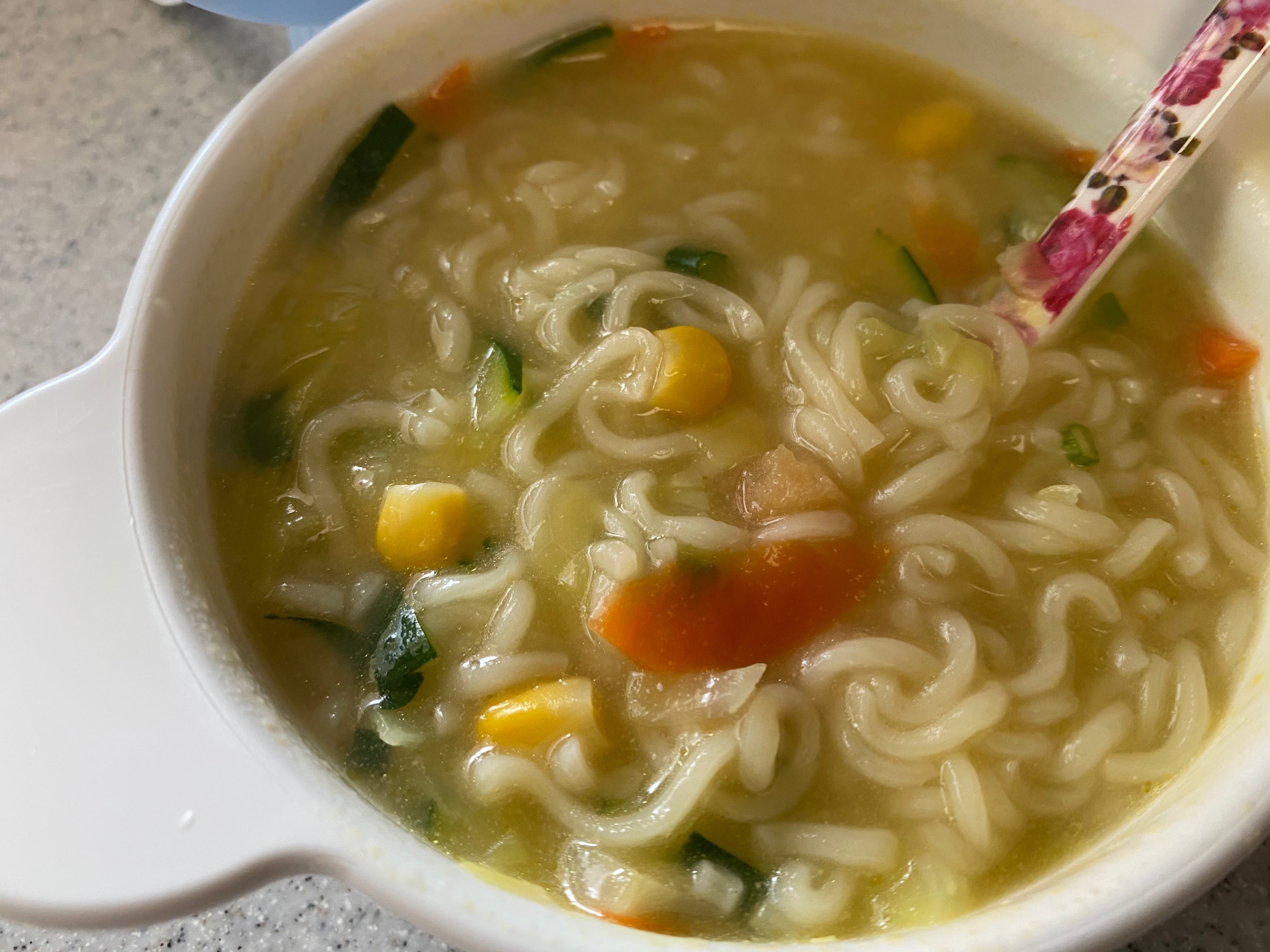 コーンスープの粉と出汁で子供用ラーメン レシピ 作り方 By よんちゃんママ 楽天レシピ