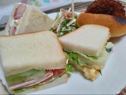 簡単☆定番 ハムチーズのサンドイッチ♪
