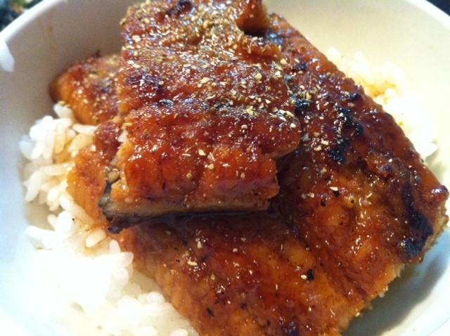 ひと手間でおいしい！うな丼