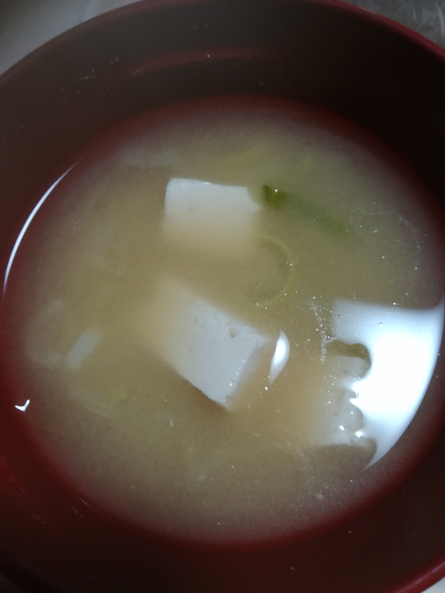 豆腐とねぎの味噌汁