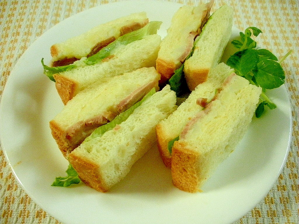 ☆ミルクマッシュポテトと焼き豚のサンドイッチ☆