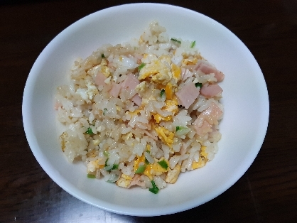 お昼に。サラダ油多めでパラパラ炒飯美味しくできました。レシピ有難うございました。冷奴オクラ&みょうがにつくレポ有難うございました。