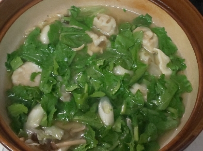 ひーじゃーまんさん☺️
水菜の代わりに大根葉で、餃子鍋、夕飯用に作りました☘️いだだくの楽しみです♥️
レポ、ありがとうございます(*^ーﾟ)
