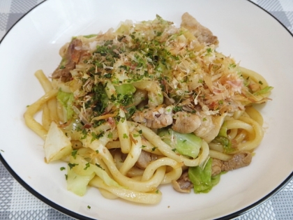 だしが効いている焼きうどん