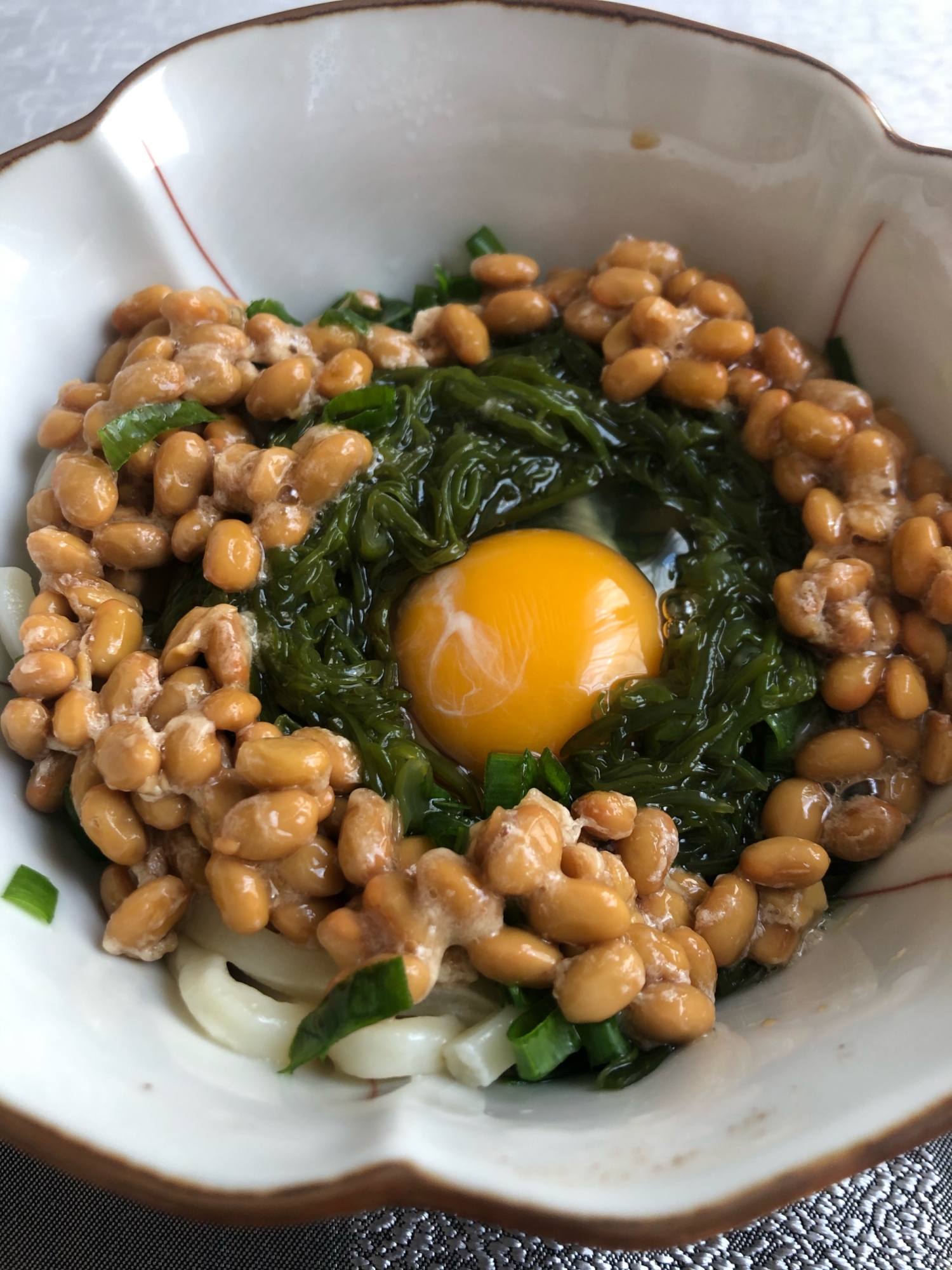 納豆とめかぶのネバネバうどん