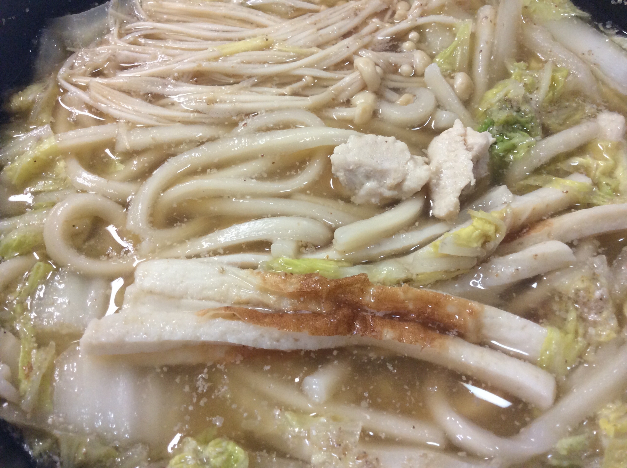 鶏肉白菜えのき竹輪ごまうどん鍋