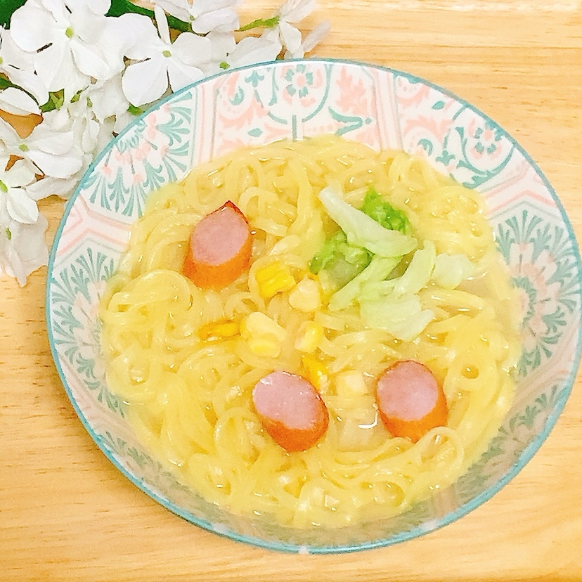 コーンウインナー♪ラーメン