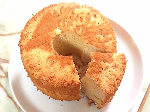 紅茶パウダーで!オレンジピール入り紅茶シフォン♪