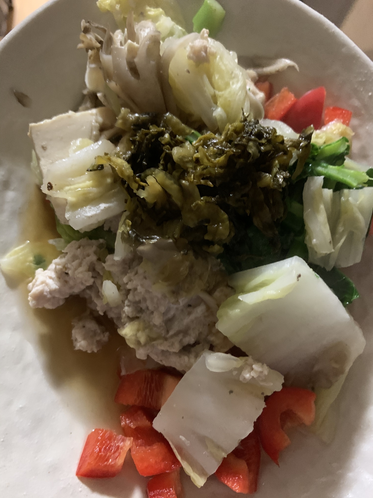 白菜と舞茸と菜花の豆腐ミンチ蒸しパプリカ和え
