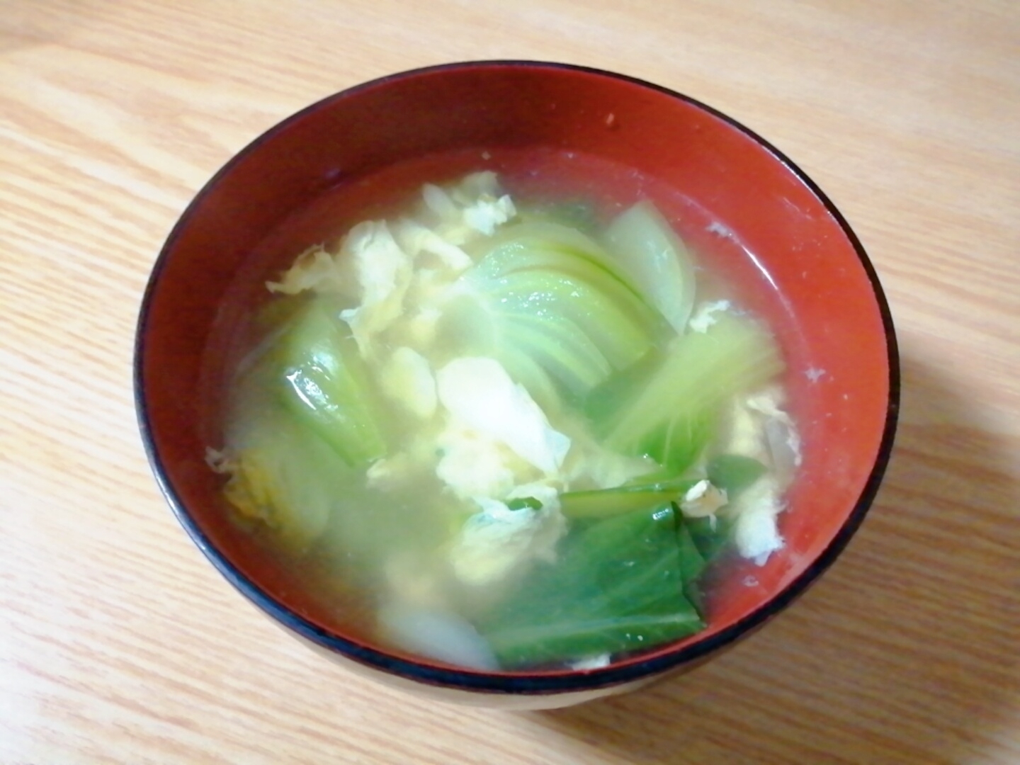 チンゲン菜と卵のスープ