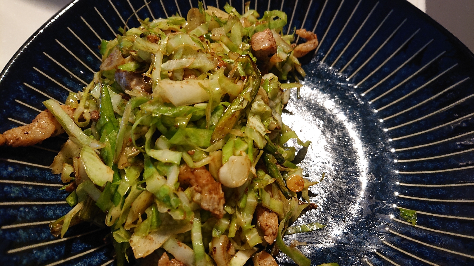 ニンニクソースで豚野菜炒め