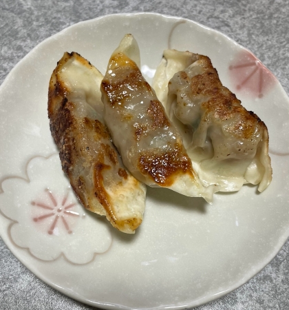 餃子の焼き方