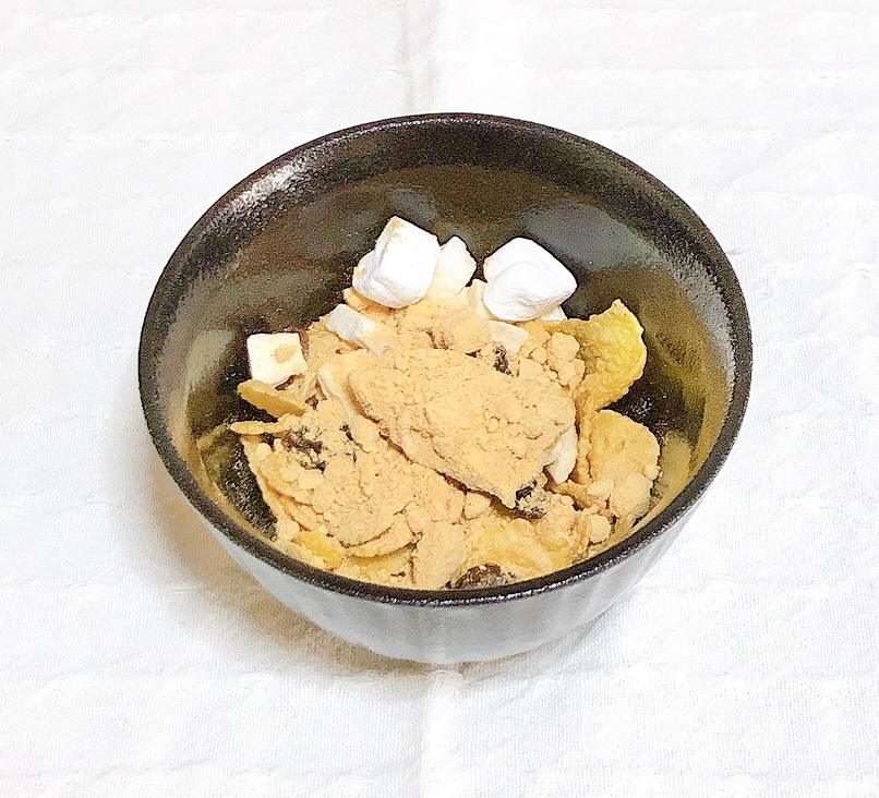 簡単⭐きな粉とドライフルーツ入りコーンフレーク