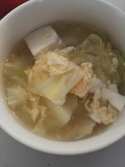 豆腐とキャベツのスープ