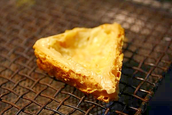 三角チーズの網焼き