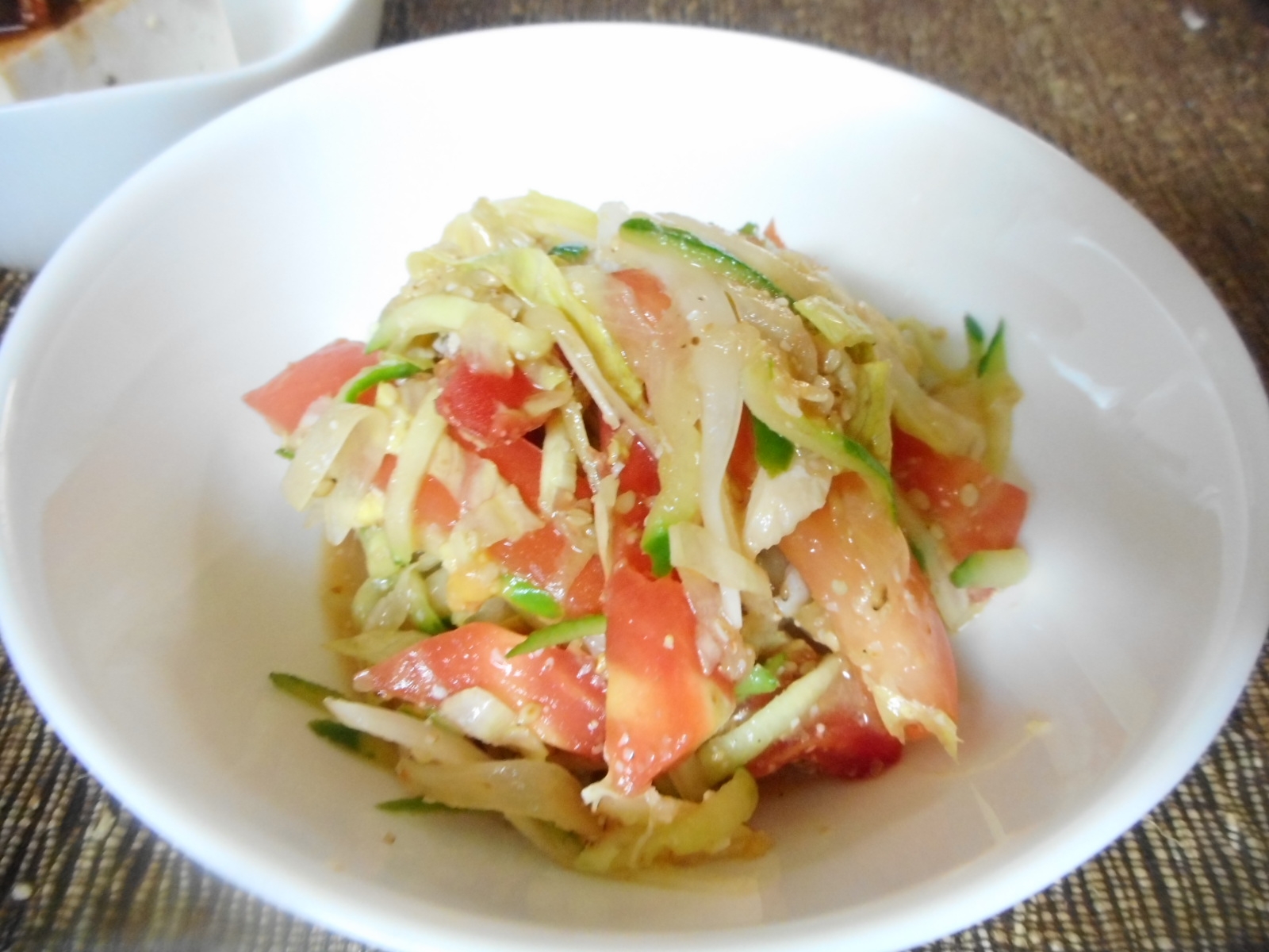 細切り野菜とささみのゴマ味噌サラダ