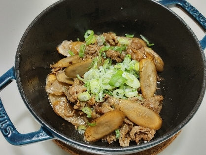 九条葱乗せ✨牛蒡＆牛肉の甘辛炒め