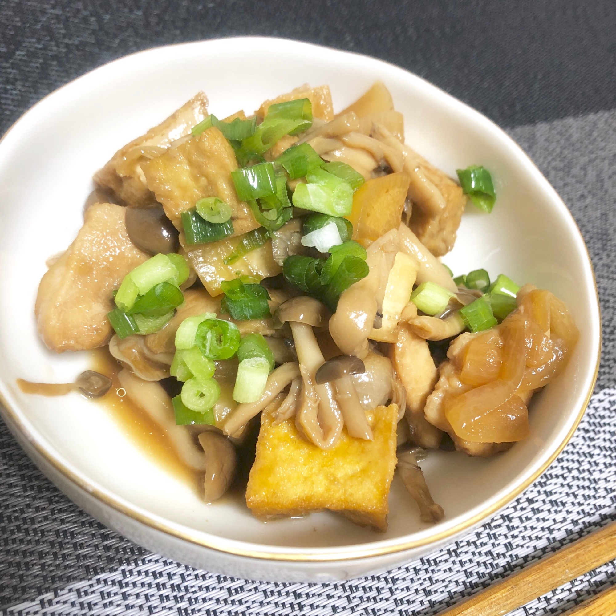 【大根消費に】厚揚げと鶏肉の大根煮こみ