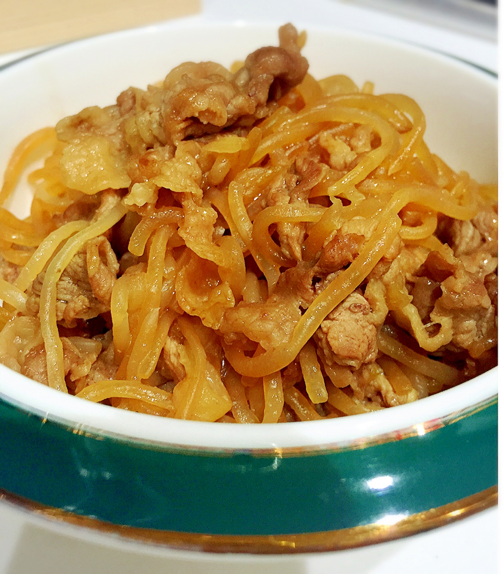 カサ増し節約！しらたきと牛肉のすき焼き煮