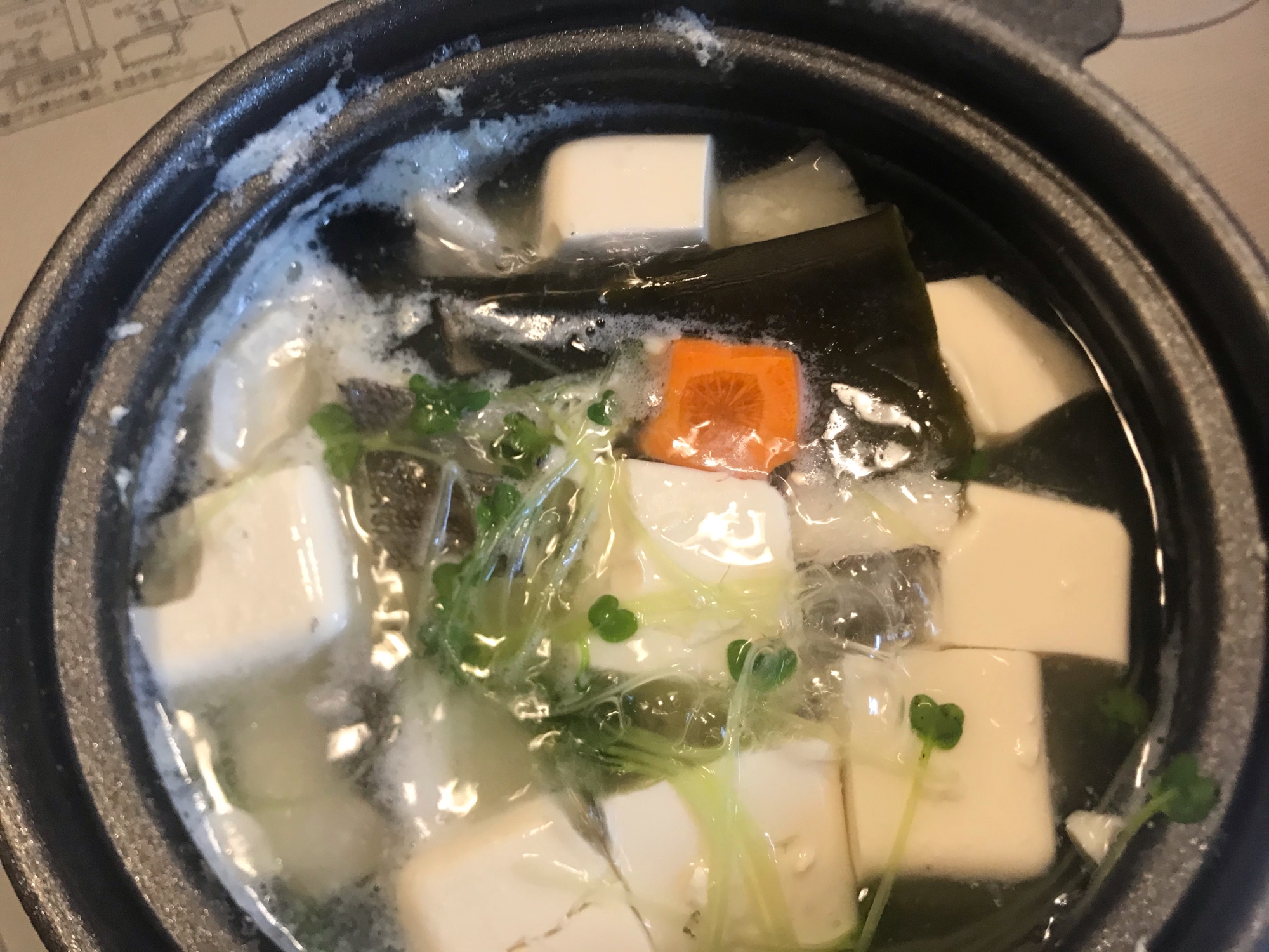 お豆腐とタラを1人鍋で！
