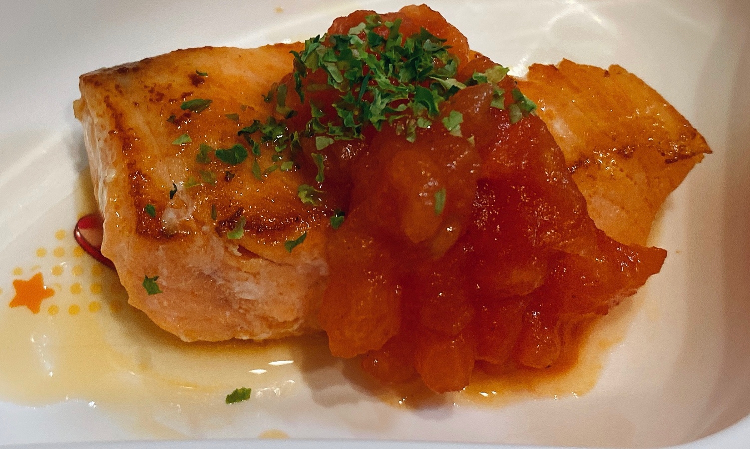 離乳食 後期 しゃけのソテートマトソース仕立て レシピ 作り方 By ｊｙ 楽天レシピ