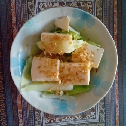 胃に優しいキャベツの温サラダ