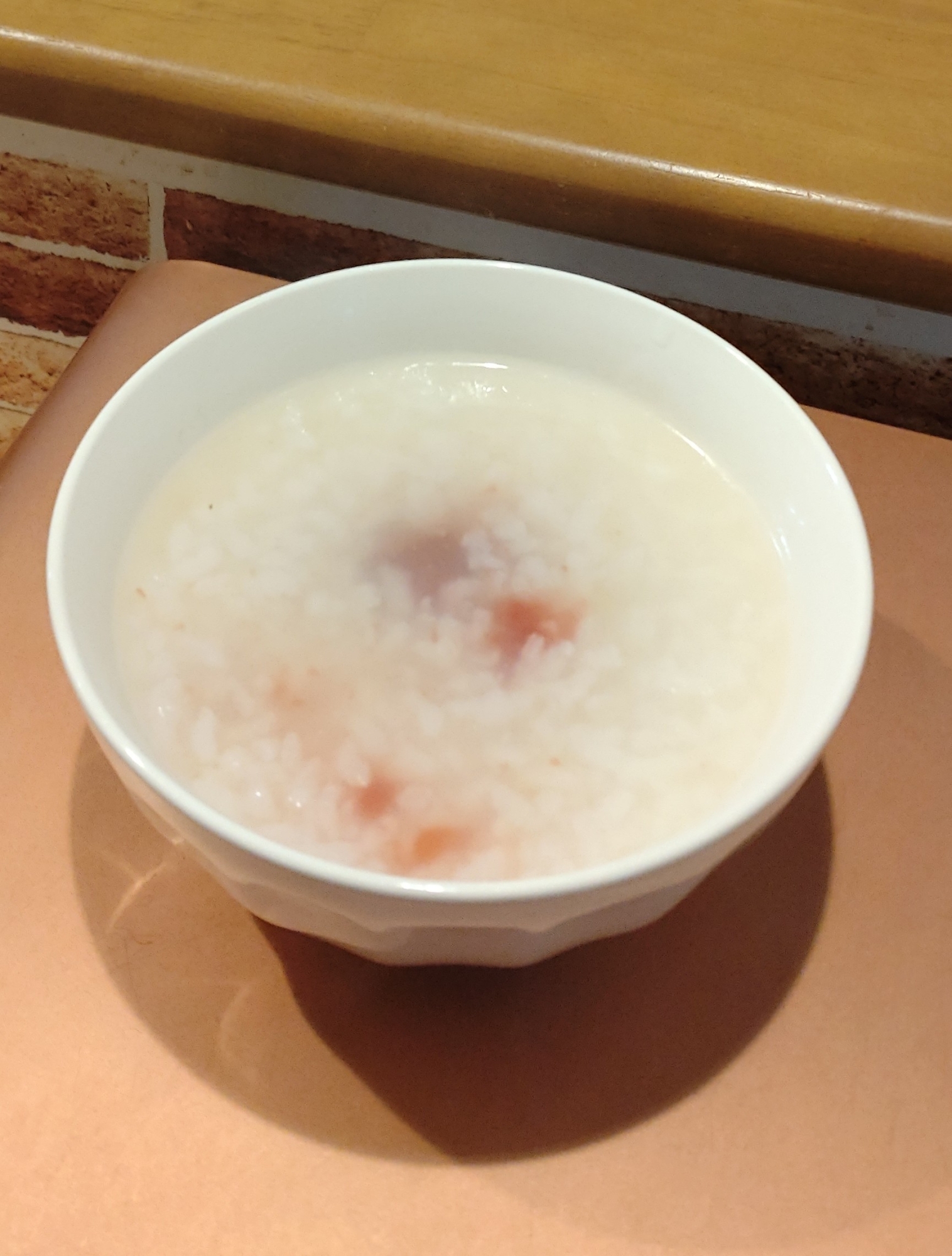 梅干し入りのおかゆ